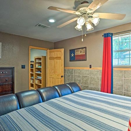 Lake Texoma Cabin - 1 Mi To Park And Boat Ramp! Willow Spring Εξωτερικό φωτογραφία